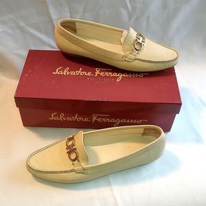 Salvatore Ferragamo Women's Cream Loafers